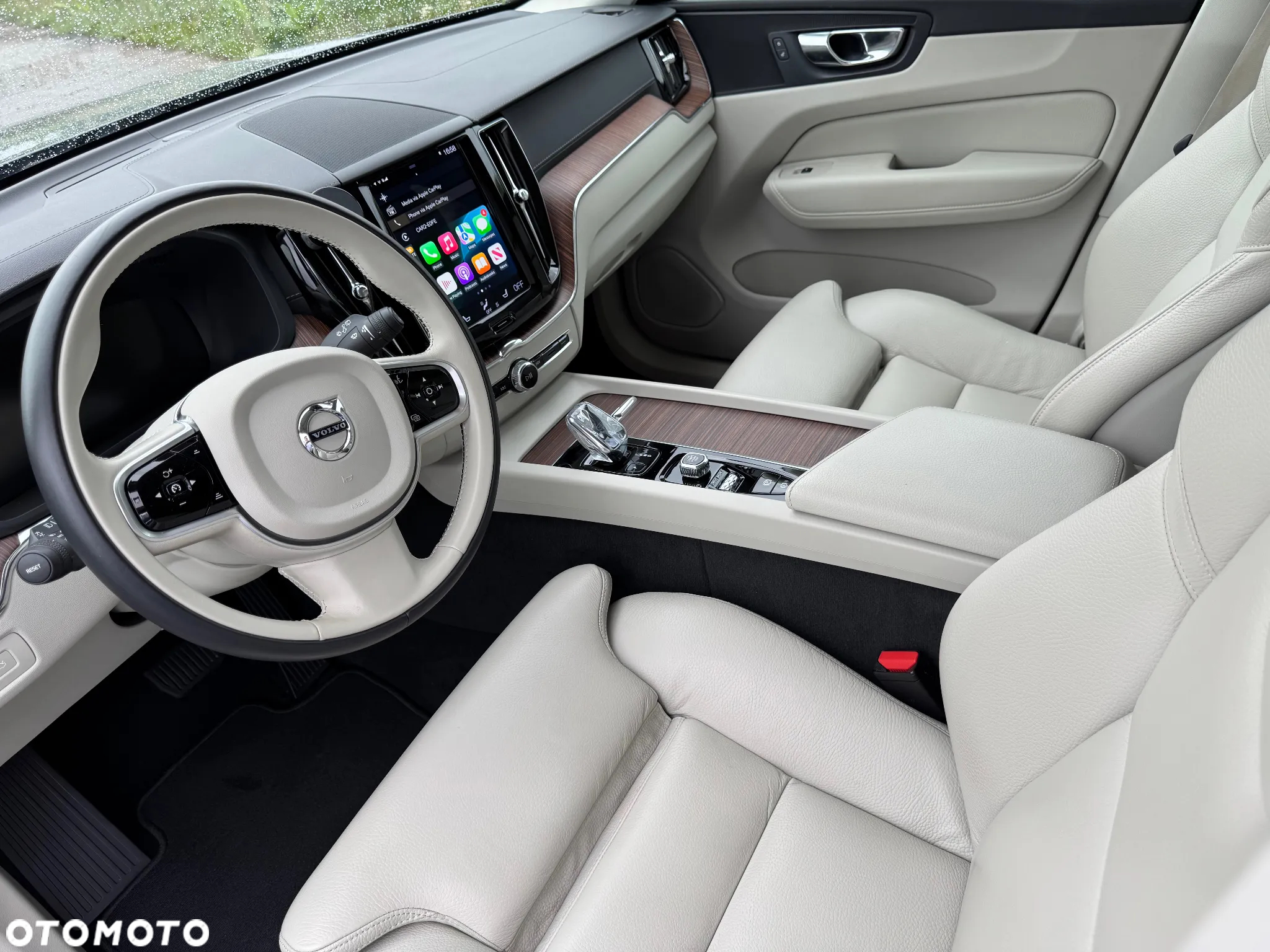 Volvo XC 60 - 24
