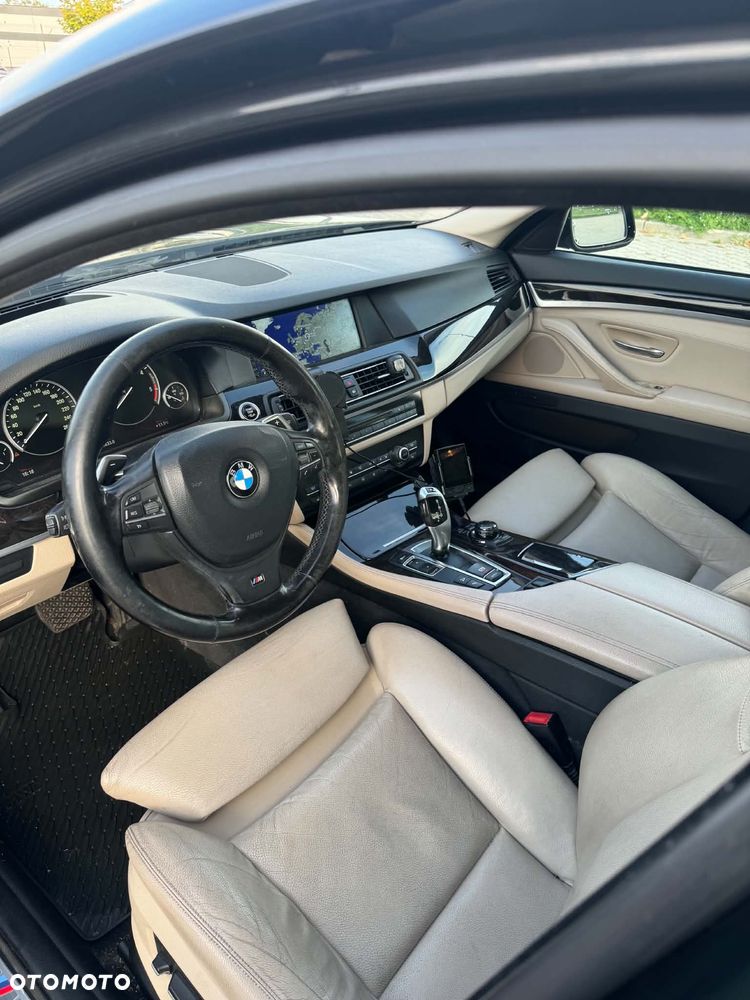 BMW Seria 5 530d xDrive - 6