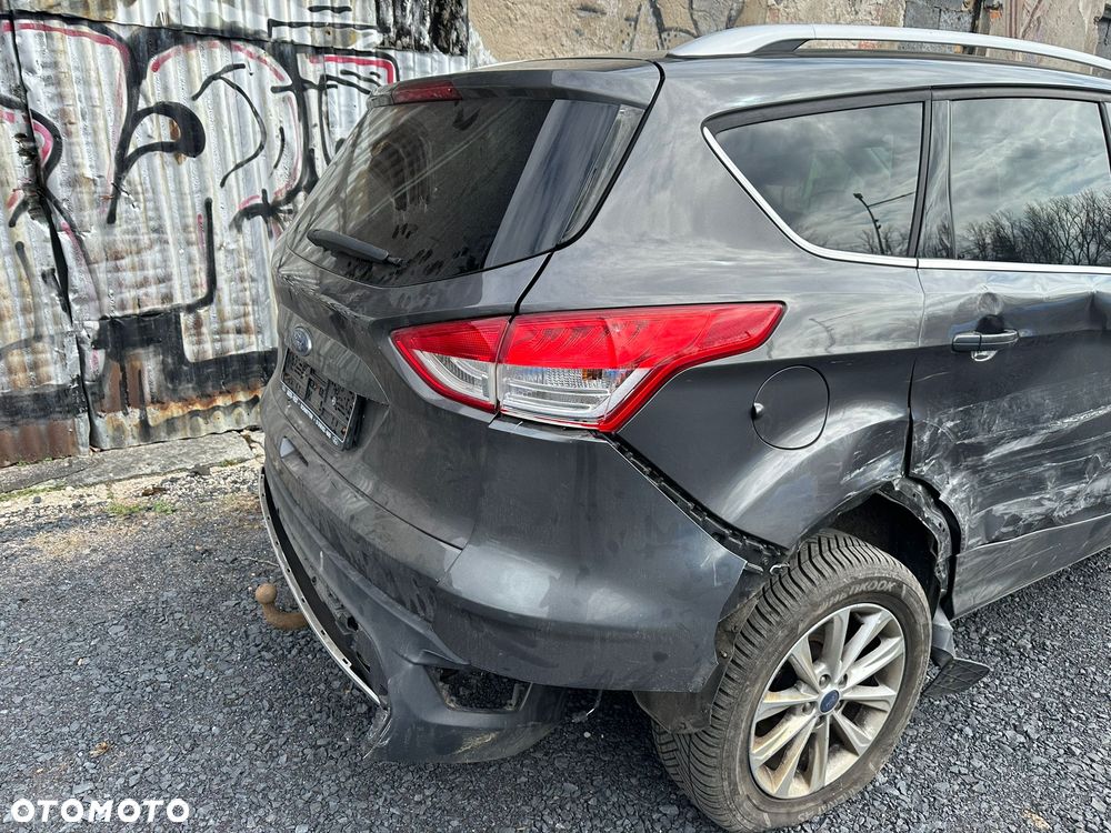 Ford Kuga 2.0 TDCi 4x4 Titanium - 20