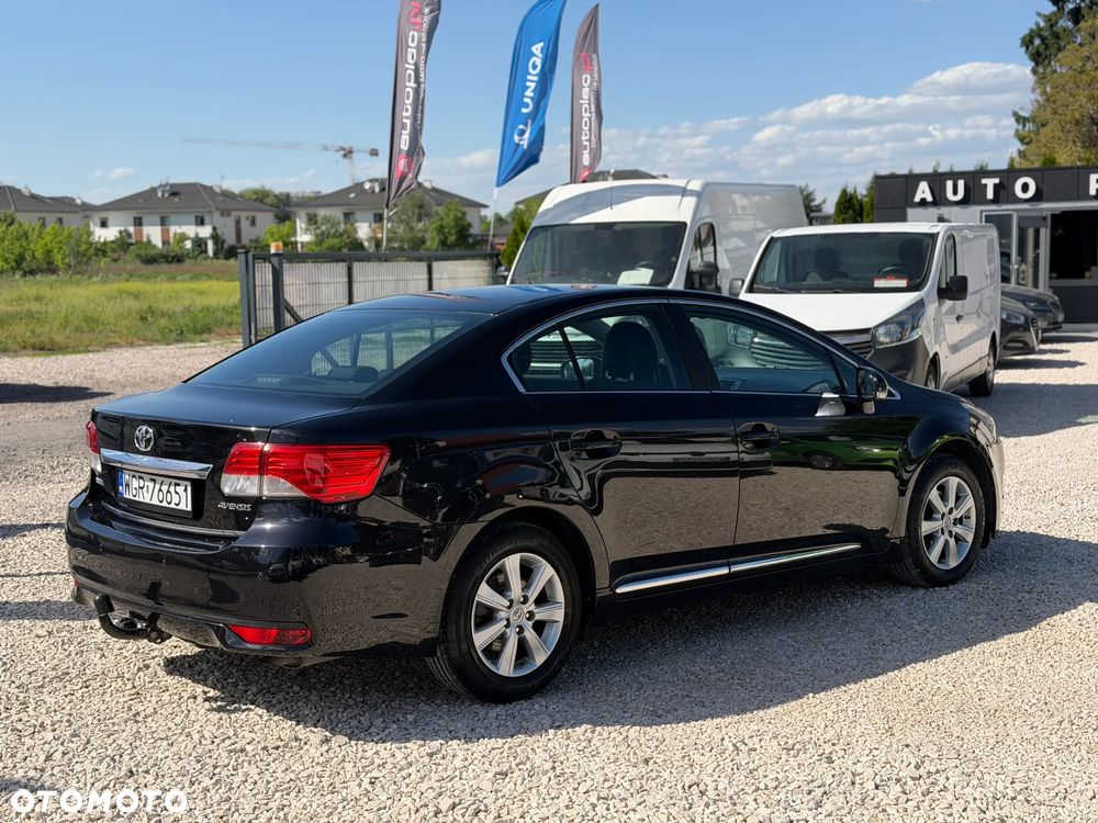Toyota Avensis 1.8 Prestige MS - 8