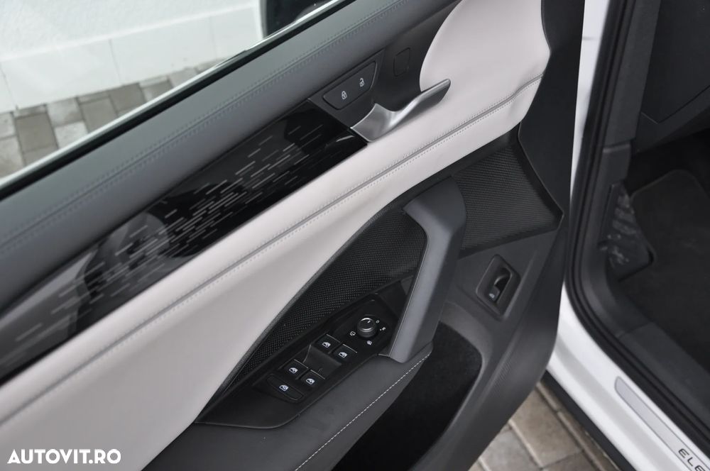 Volkswagen Tiguan 2.0 TDI DSG 4Motion Elegance - 11