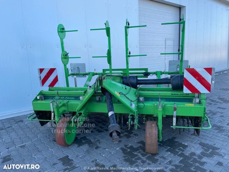 AVR Geforce 4x75 - 5