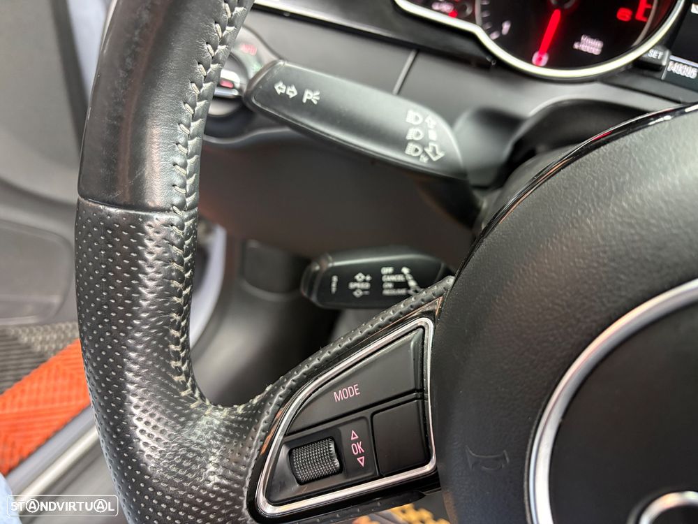 Audi A5 Sportback 2.0 TDI quattro S tronic S-line - 42