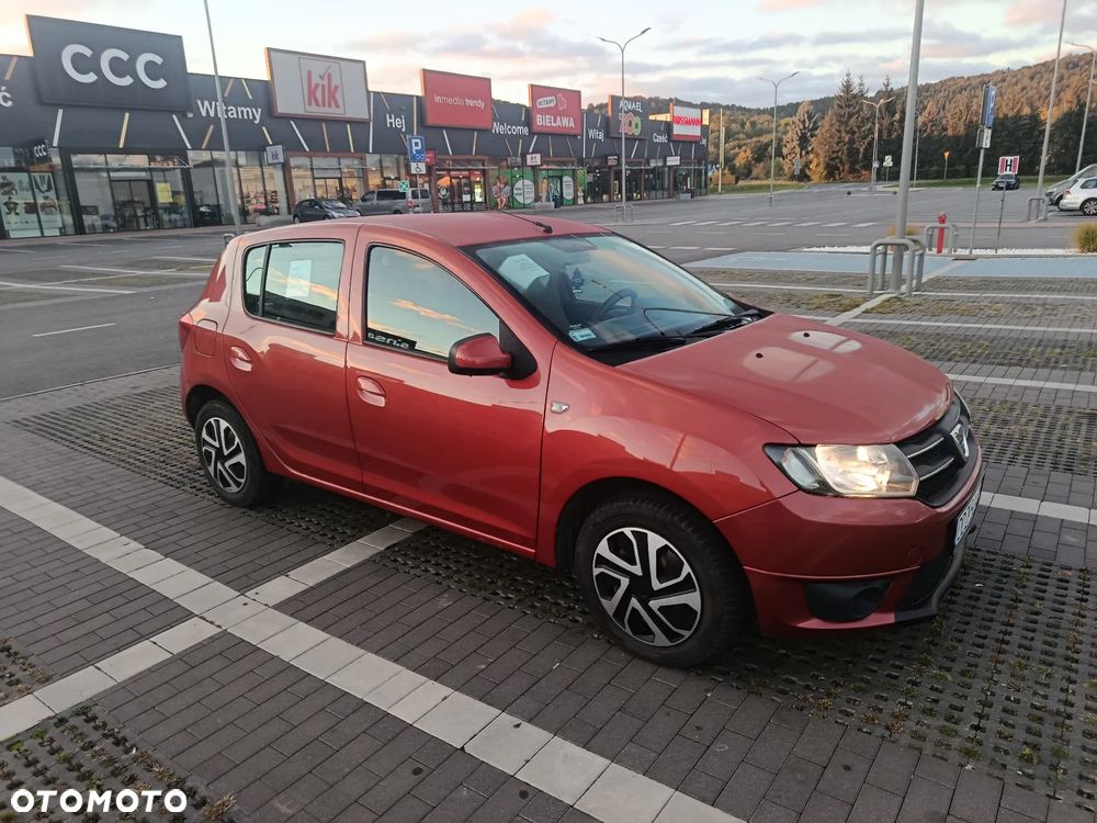 Dacia Sandero 2014 photo 2