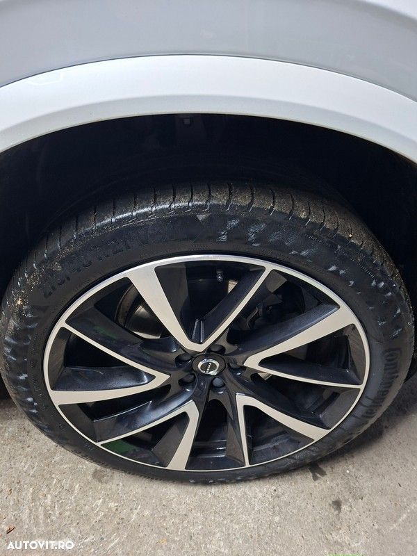 Volvo XC 90 B5 MHEV AWD 7 locuri Momentum - 17