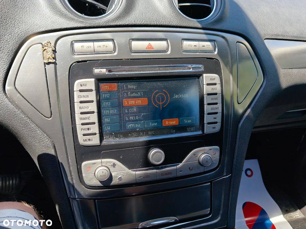 Ford Mondeo 2.0 TDCi Titanium - 23