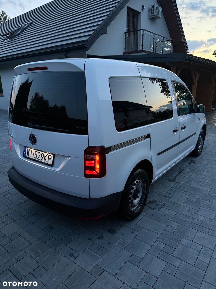 Volkswagen Caddy 2.0 TDI Comfortline - 12