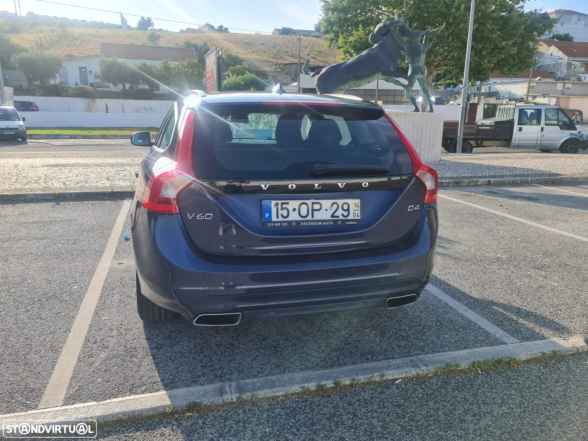Volvo V60 2.0 D4 Momentum - 5