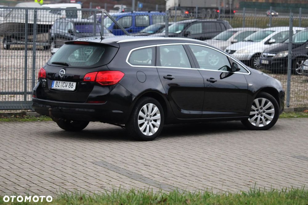 Opel Astra - 11