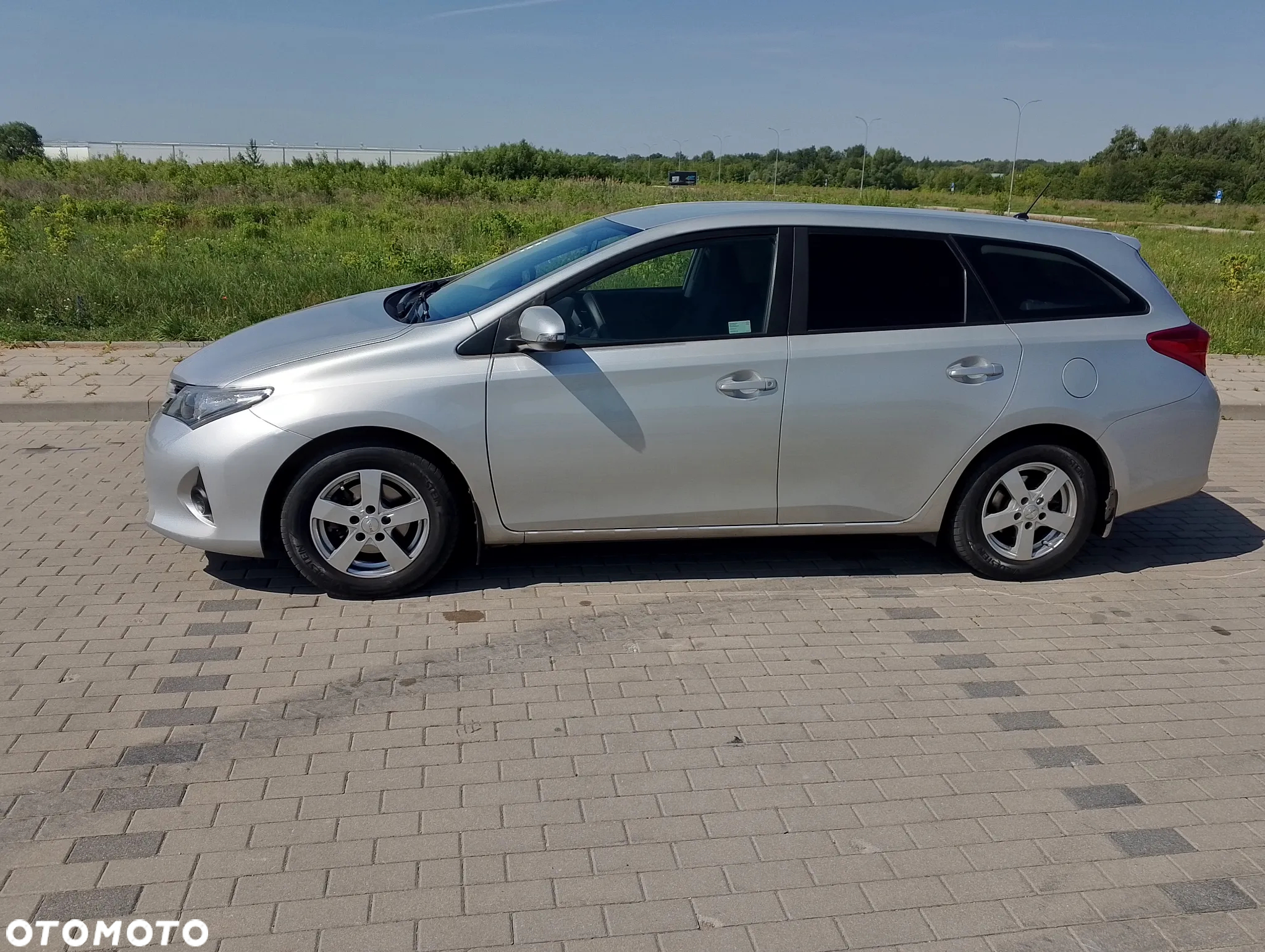 Toyota Auris 1.6 Dynamic - 2