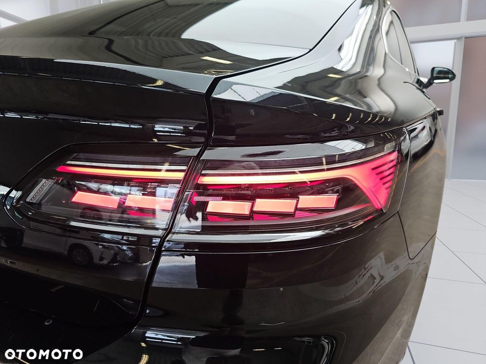 Volkswagen Arteon 2.0 TSI Elegance DSG - 24