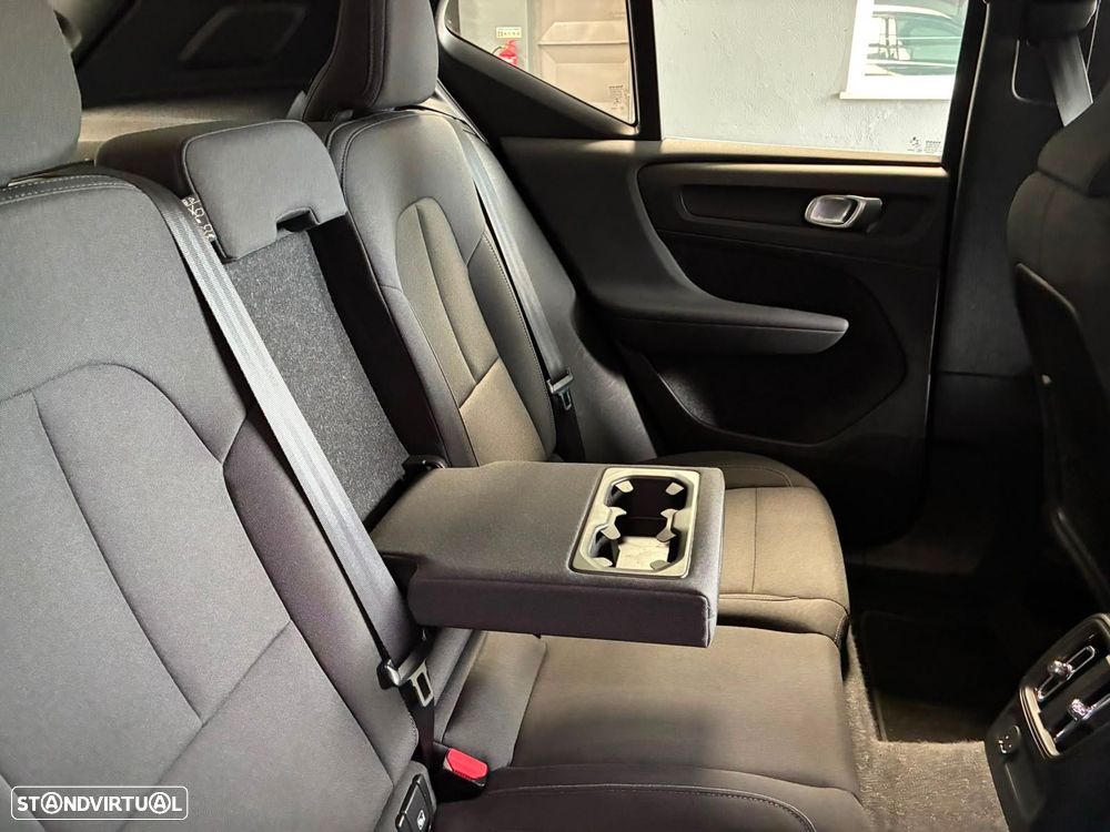 Volvo XC 40 1.5 T4 PHEV Core - 28