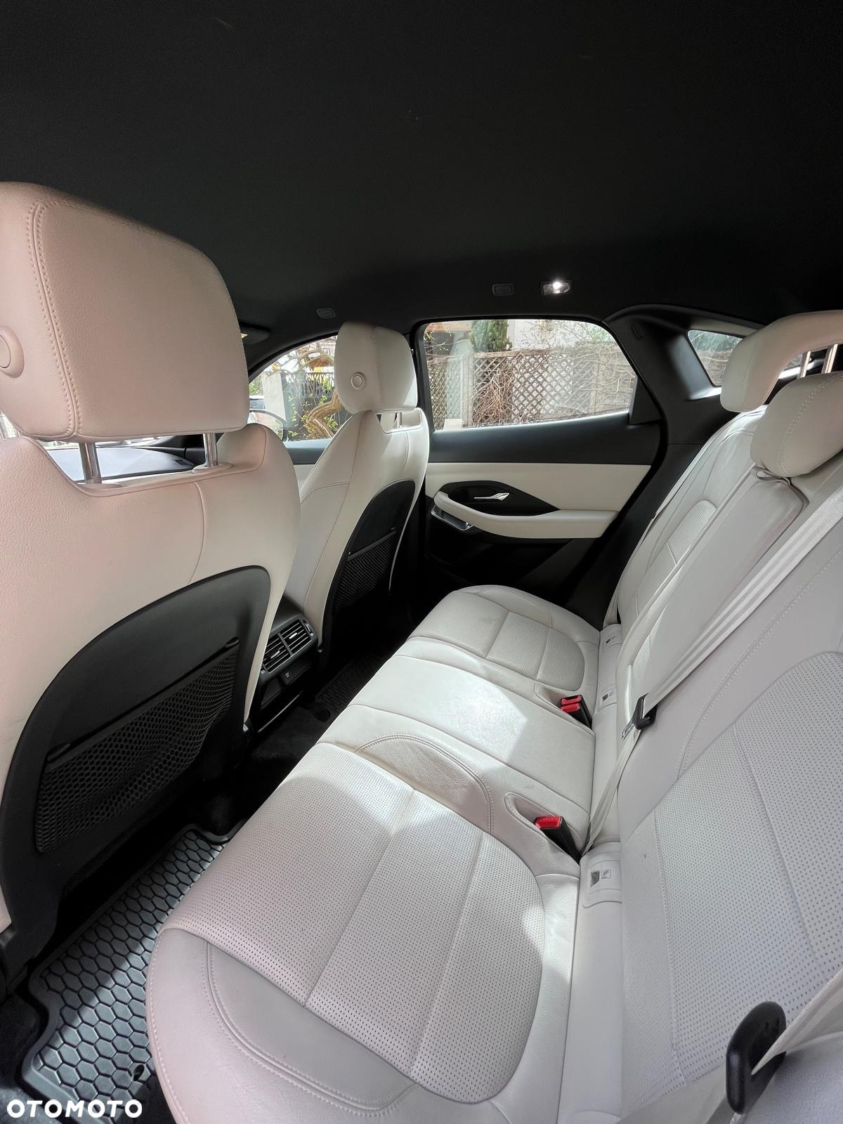 Jaguar E-Pace 2.0 i4P AWD R-Dynamic - 7