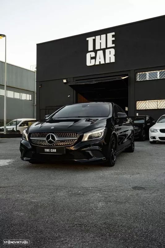 Mercedes-Benz CLA 200 - 35