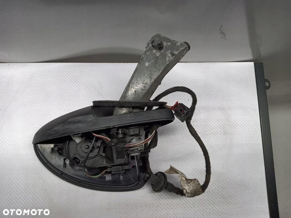 LUSTERKO LEWE 11 PIN PORSCHE CAYENNE 7P5857501 - 8