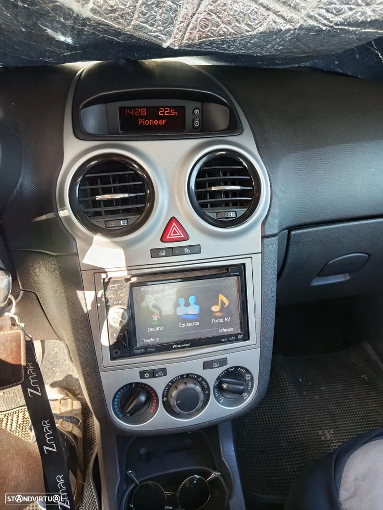 Opel Corsa - 6