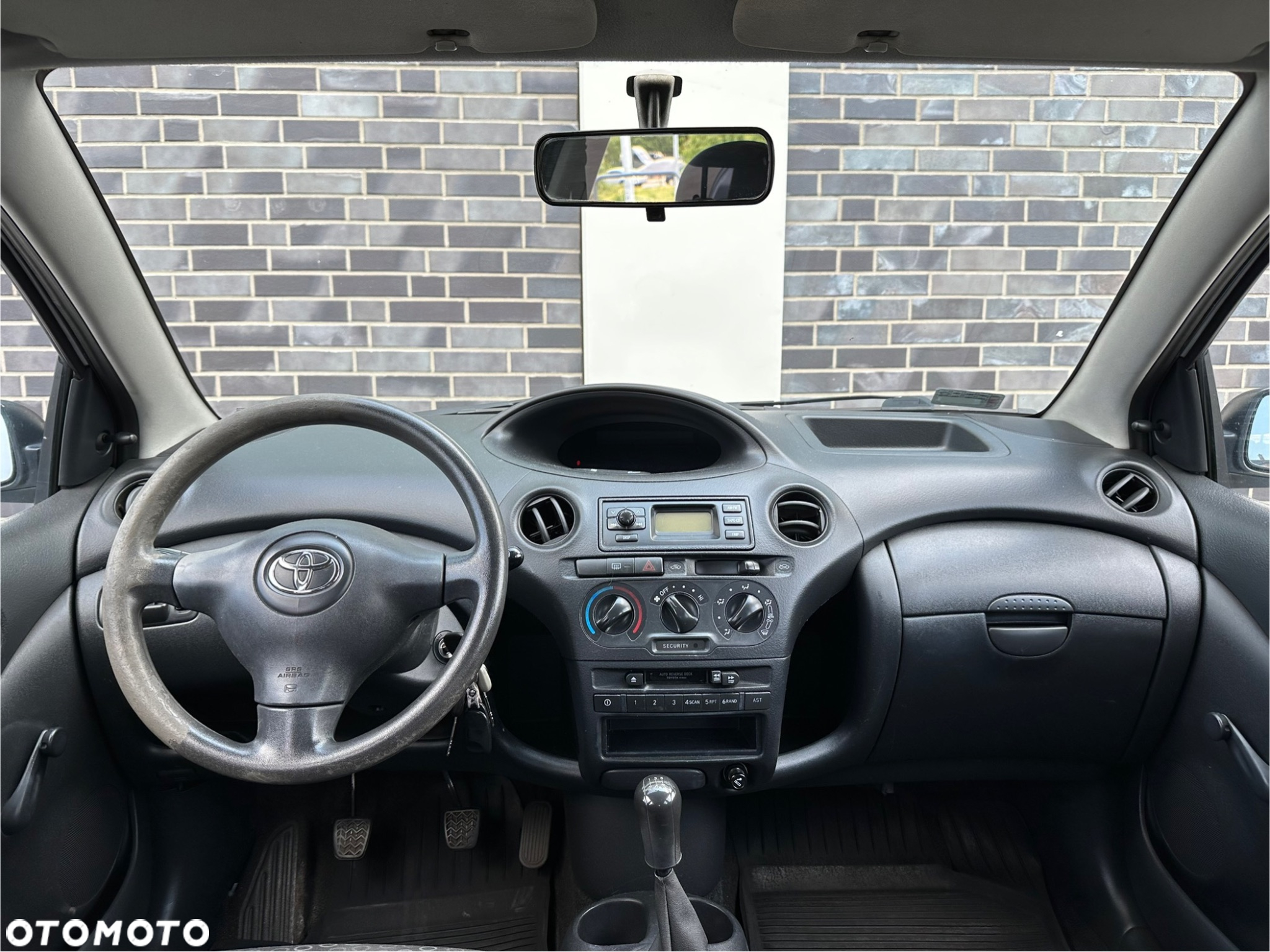 Toyota Yaris 1.3 Luna - 9