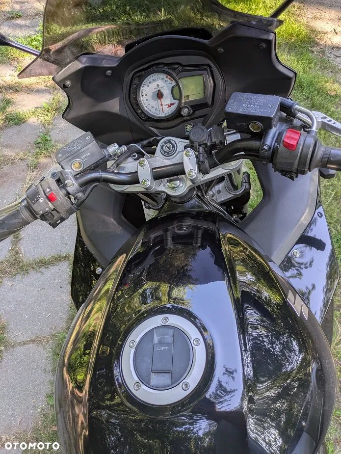 Suzuki GSX - 4