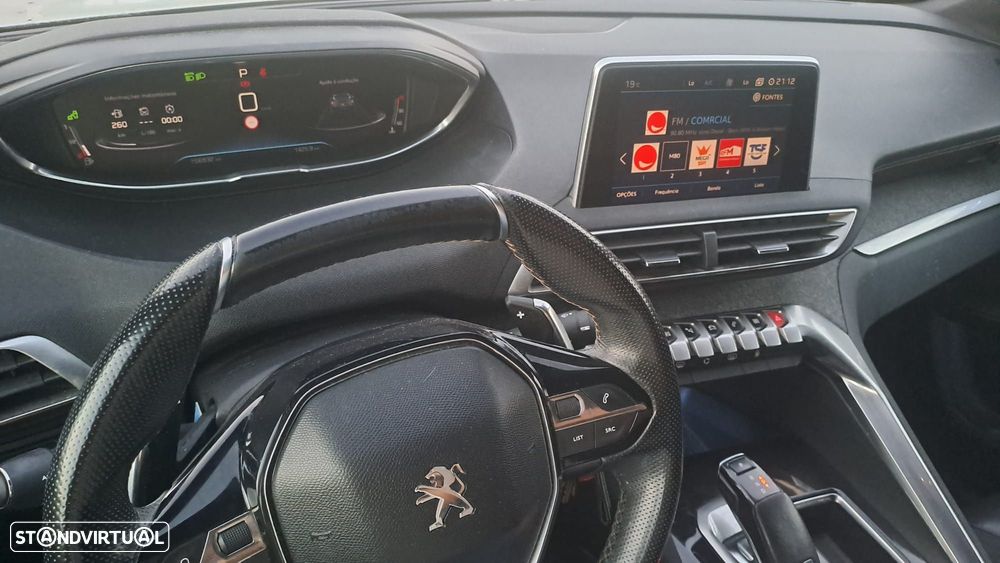 Peugeot 3008 1.5 BlueHDi GT Line J19 EAT8 - 10