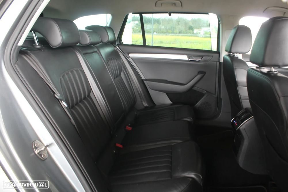 Skoda Superb Break 1.6 TDI Style DSG - 35