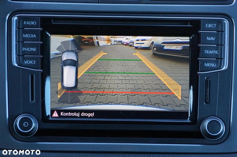 Volkswagen Tiguan 2.0 TDI SCR 4MOTION BlueMotion Technology DSG Sport & Style - 16