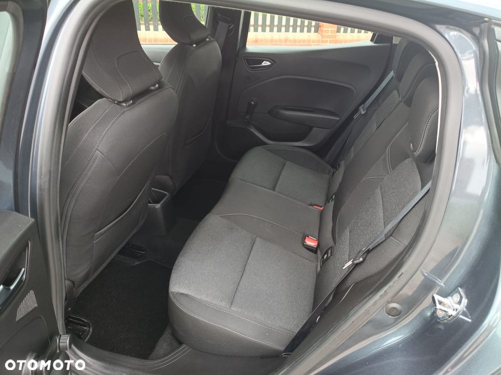 Renault Clio - 13