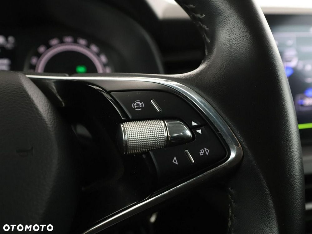 Skoda Kamiq 1.0 TSI Ambition DSG - 30