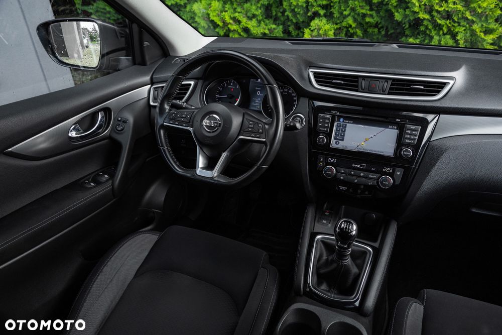 Nissan Qashqai 1.2 DIG-T N-Connecta - 23