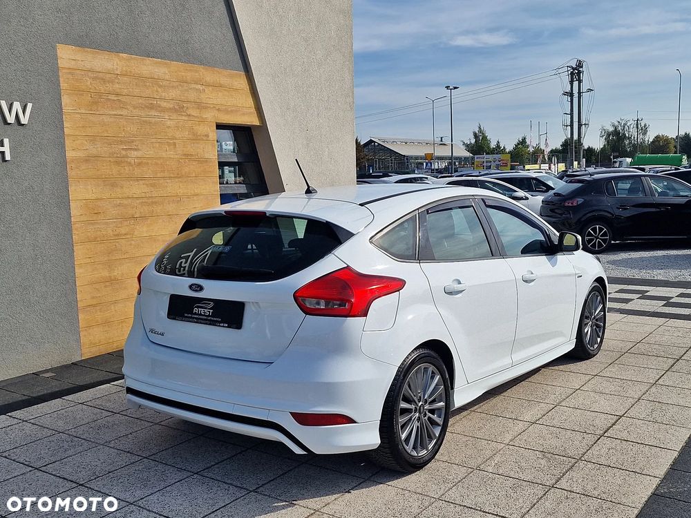 Ford Focus 2017 photo 5