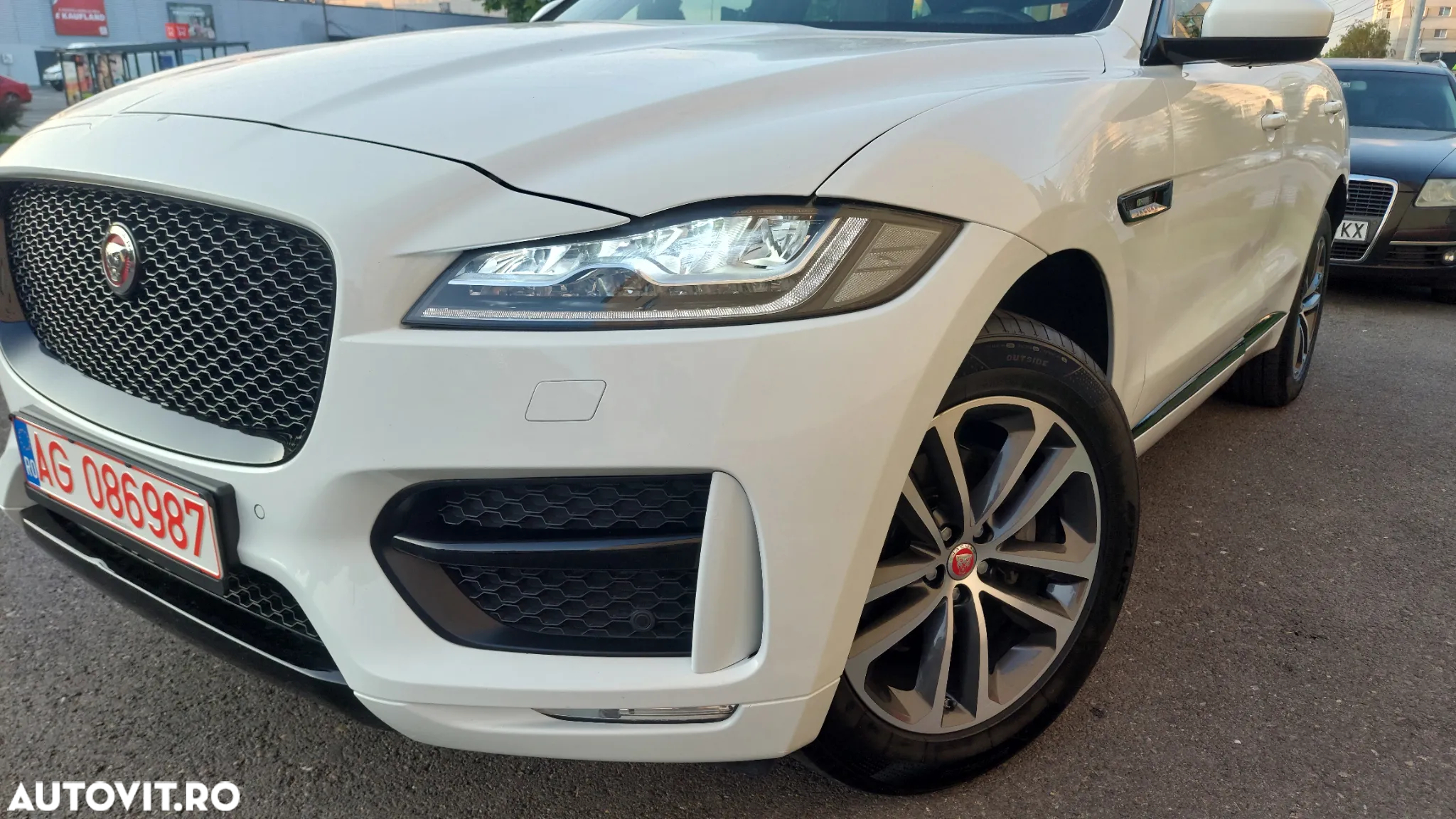 Jaguar F-Pace 20d Aut. R-Sport - 33