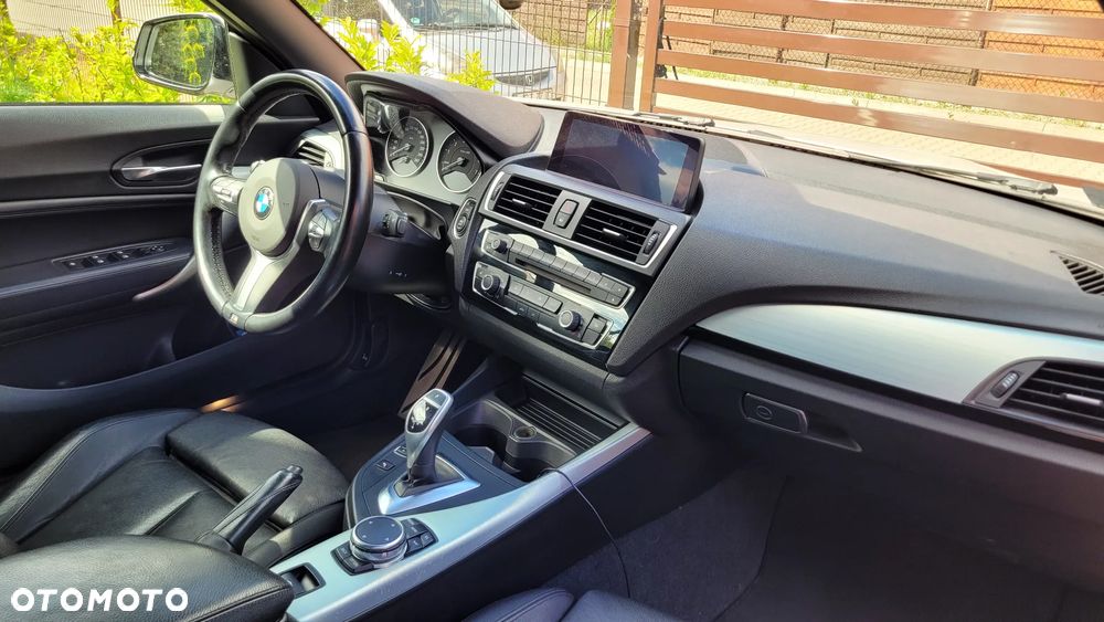BMW Seria 2 220i M Sport - 8