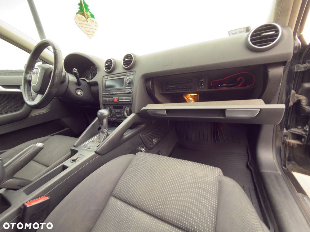 Audi A3 Sportback 2.0 TDI DPF S tronic Ambition - 3