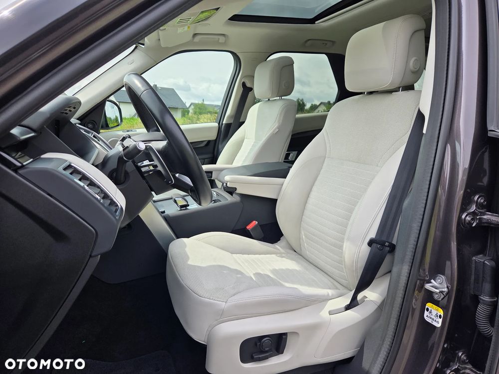 Land Rover Discovery 3.0 D250 mHEV SE - 26
