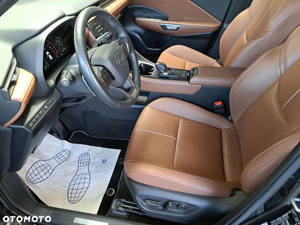 Lexus LBX 1.5 Hybrid Relax - 26