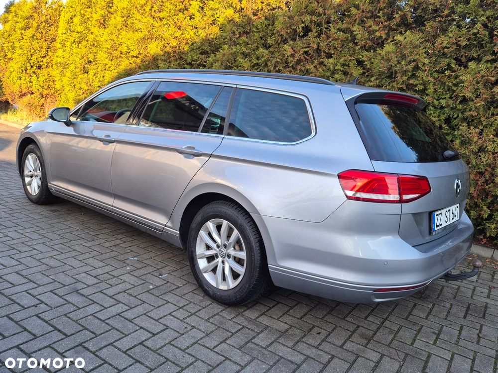 Volkswagen Passat - 8