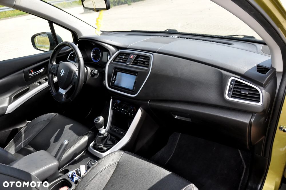 Suzuki SX4 S-Cross 1.6 DDiS Allgrip Comfort - 31