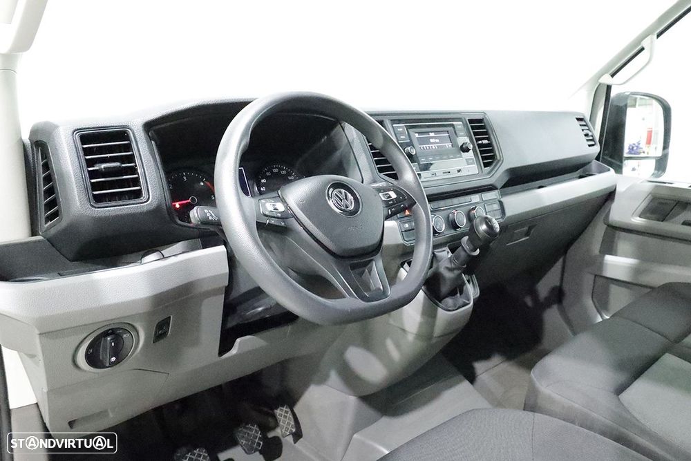 VW crafter 35 2.0 tdi l3h3 médio ta - 5