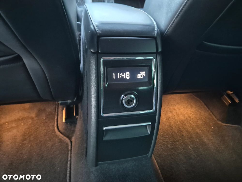 Skoda Superb 1.8 TSI Elegance - 29