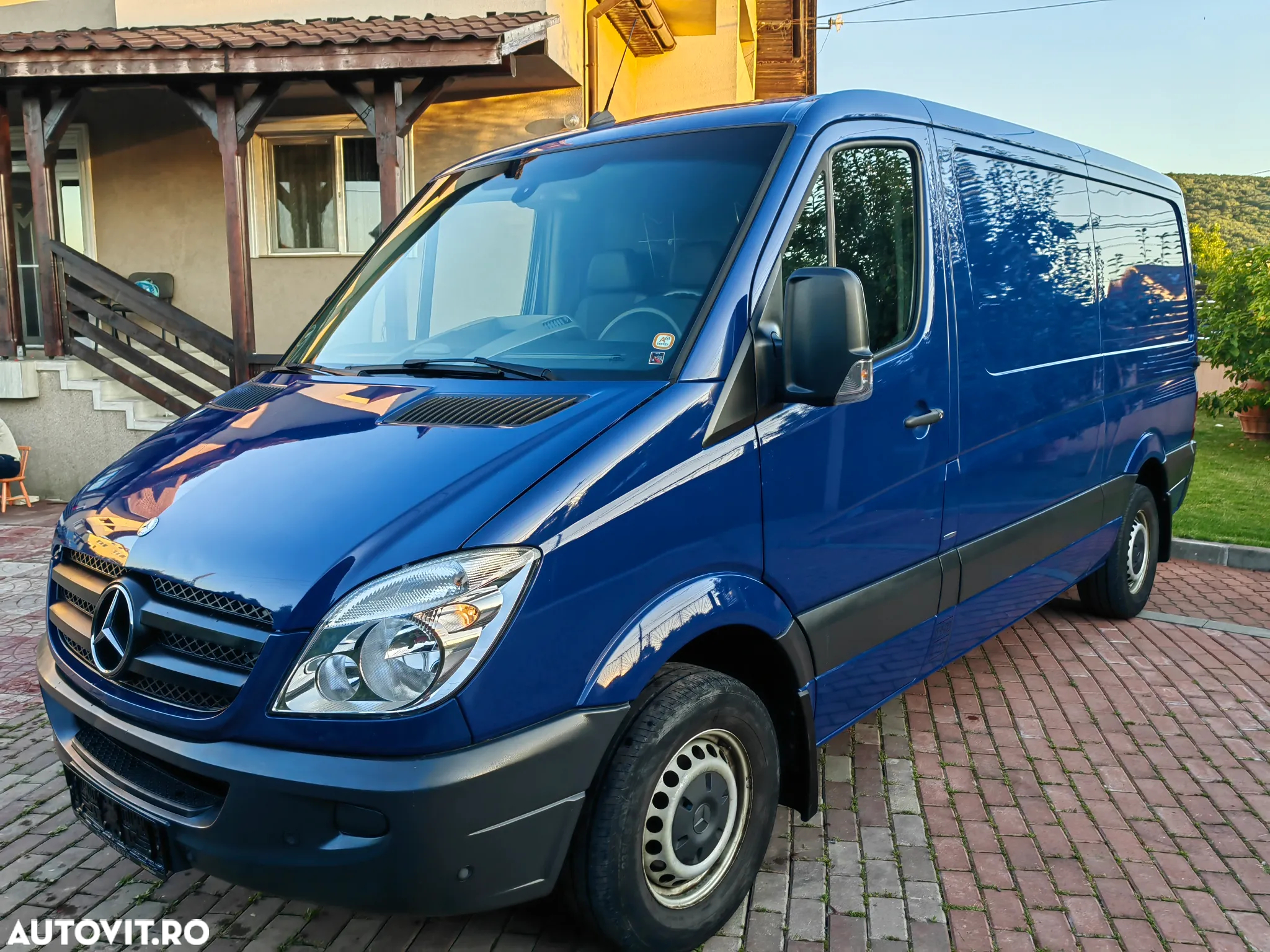 Mercedes-Benz Sprinter - 3