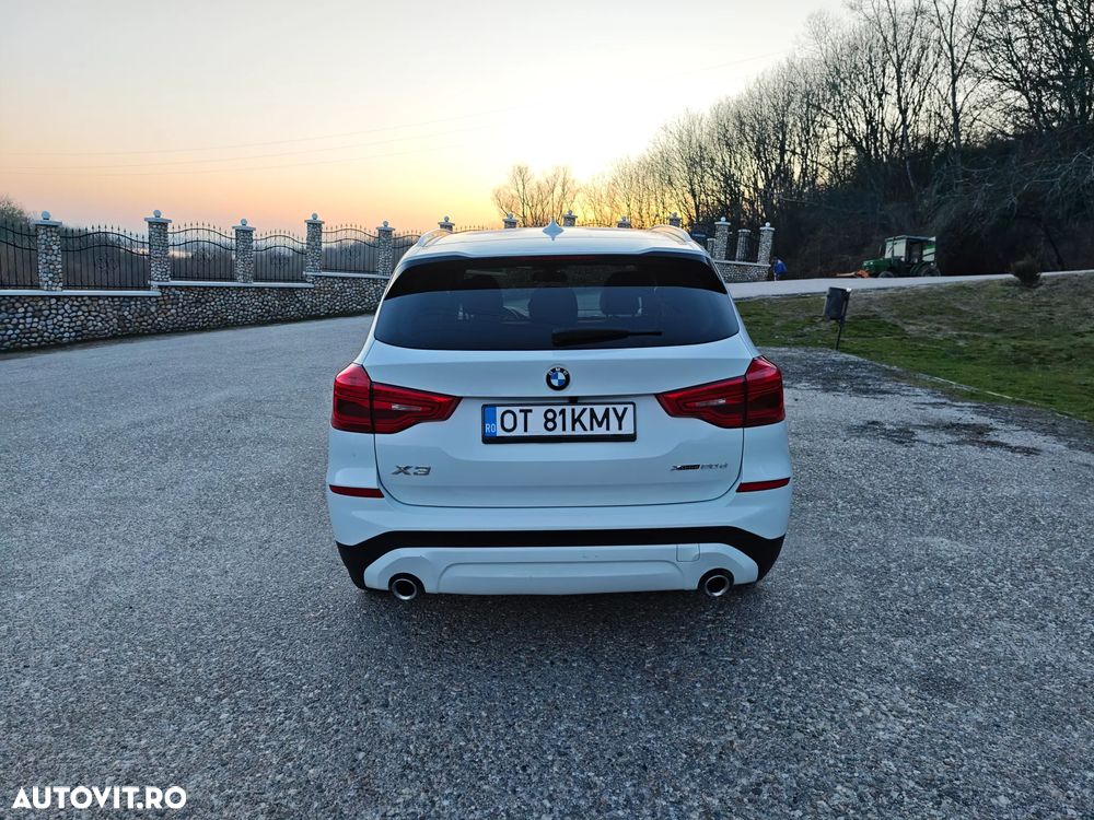 BMW X3 xDrive20d Aut. Advantage - 4