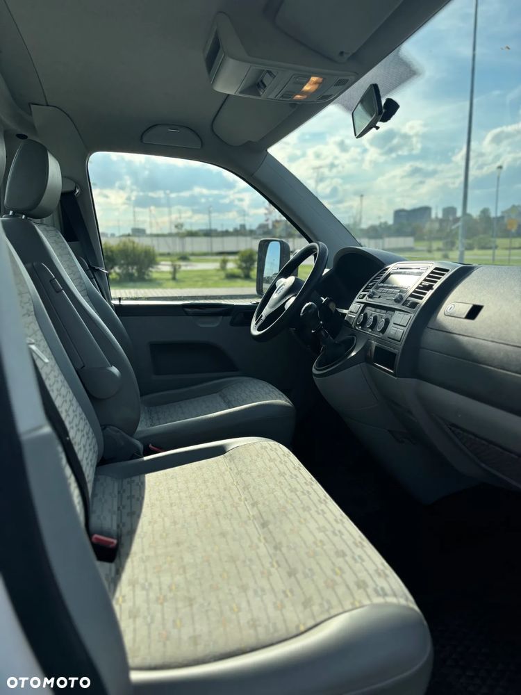 Volkswagen Transporter - 8