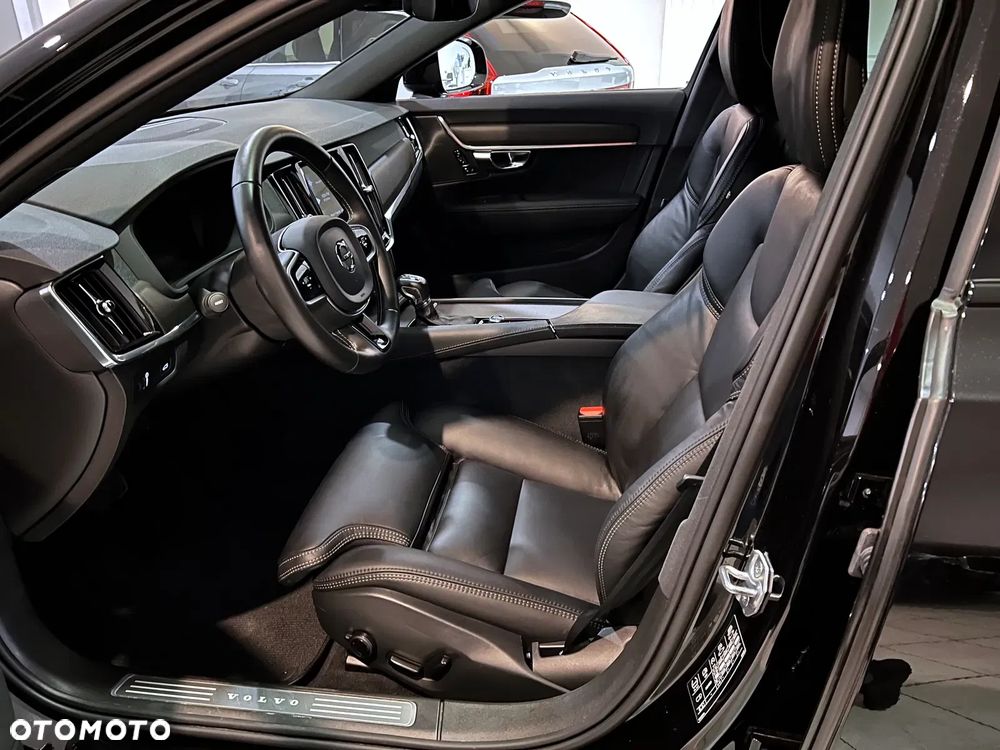 Volvo V90 Cross Country ver-b5-d-awd-momentum-pro - 3