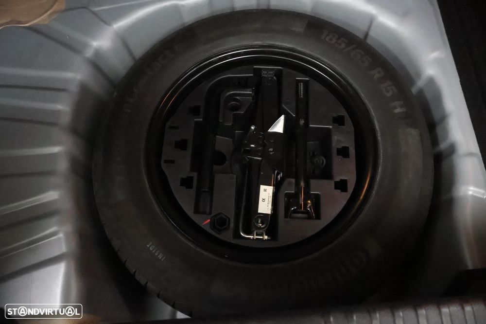 Renault Clio 1.0 TCe Limited CVT - 29