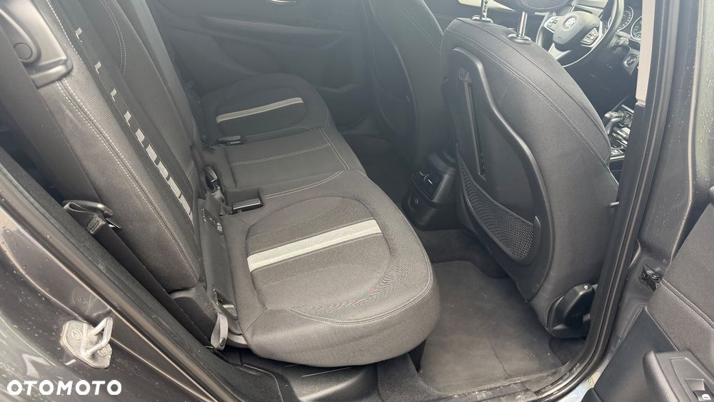 BMW Seria 2 218d Sport-Aut Sport Line - 10