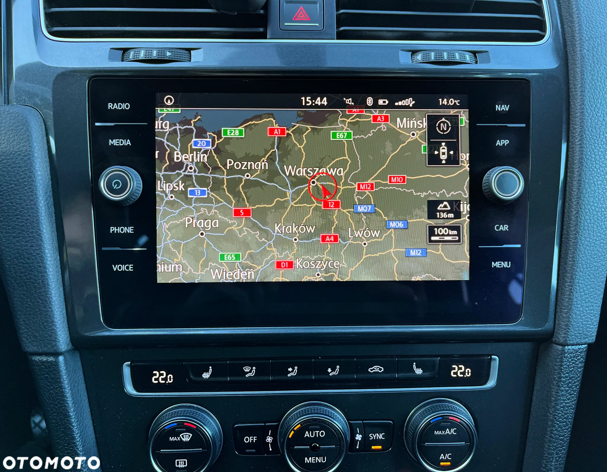 Volkswagen Golf VII 1.6 TDI BMT Comfortline - 17