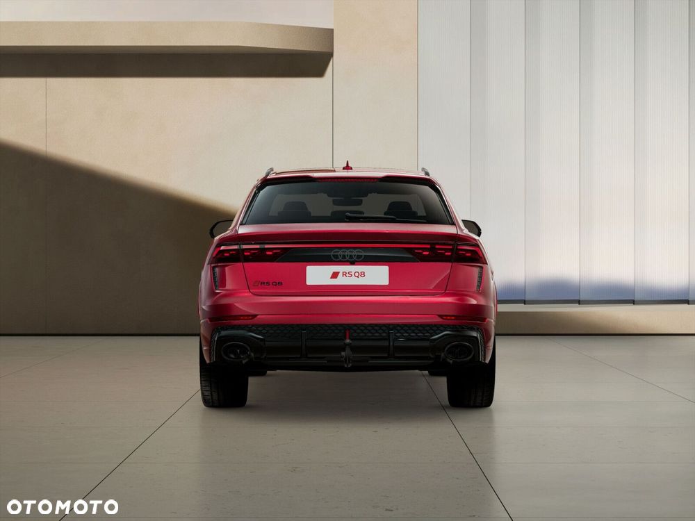Audi RS Q8 - 4