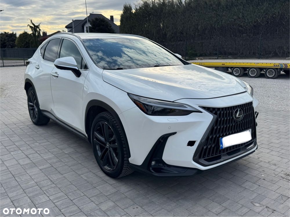 Lexus NX 450h+ Prestige AWD - 3