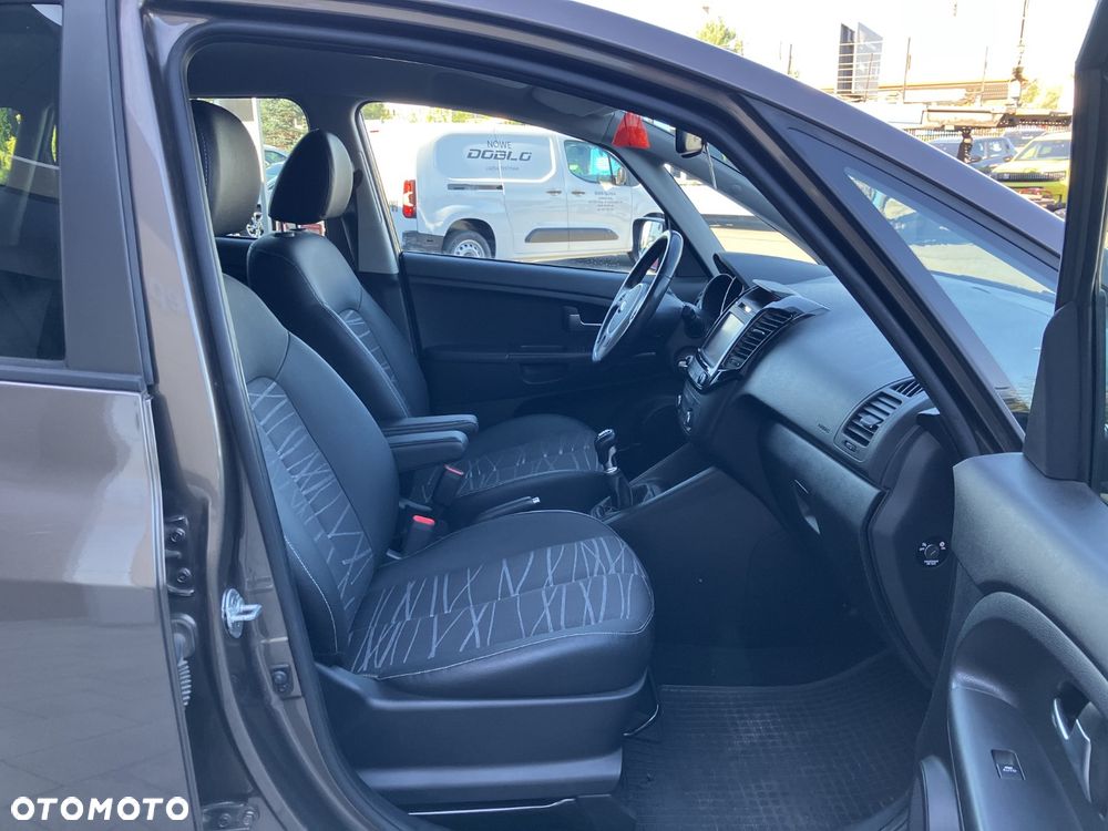 Kia Venga 1.4 L - 29