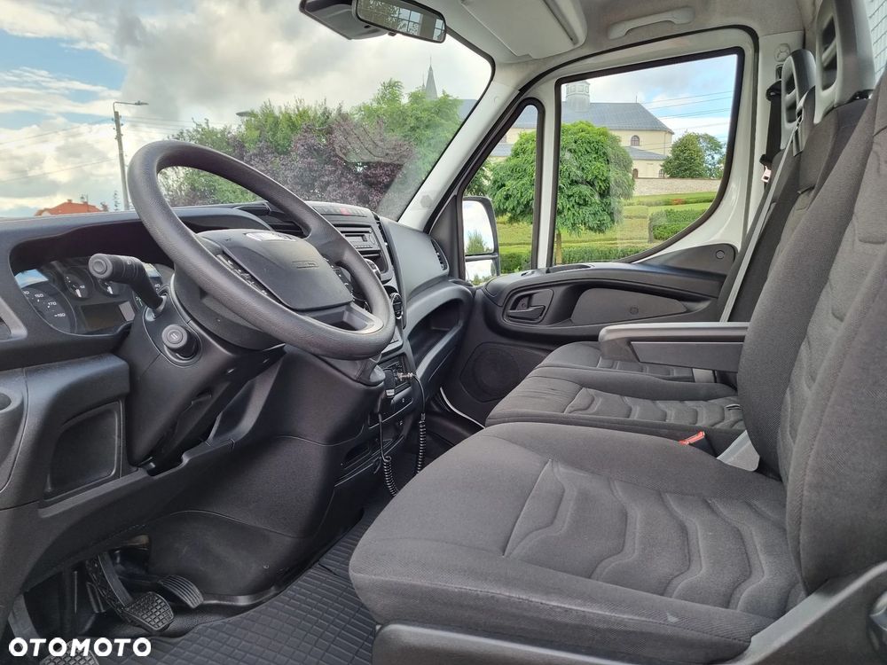 Iveco Daily 50C150 3.0 HPi 150KM 12-Palet Skrzynia dł 6.10 - 8