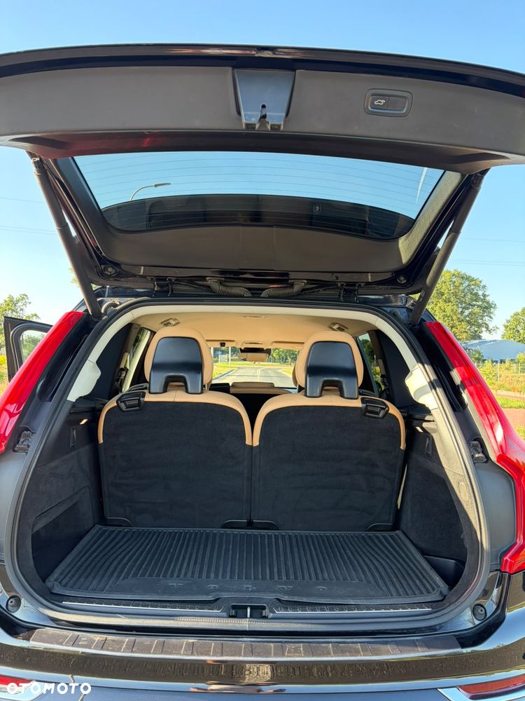 Volvo XC 90 D5 AWD Inscription 7os - 19